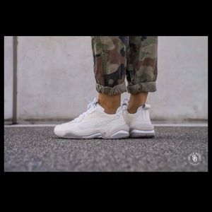Puma Thunder Desert Sneakers